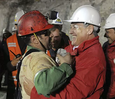 KL4.5LM Feuilleuse LED minière certifiée ATEX avec charge magnétique pendant 15 heures de fonctionnement 9